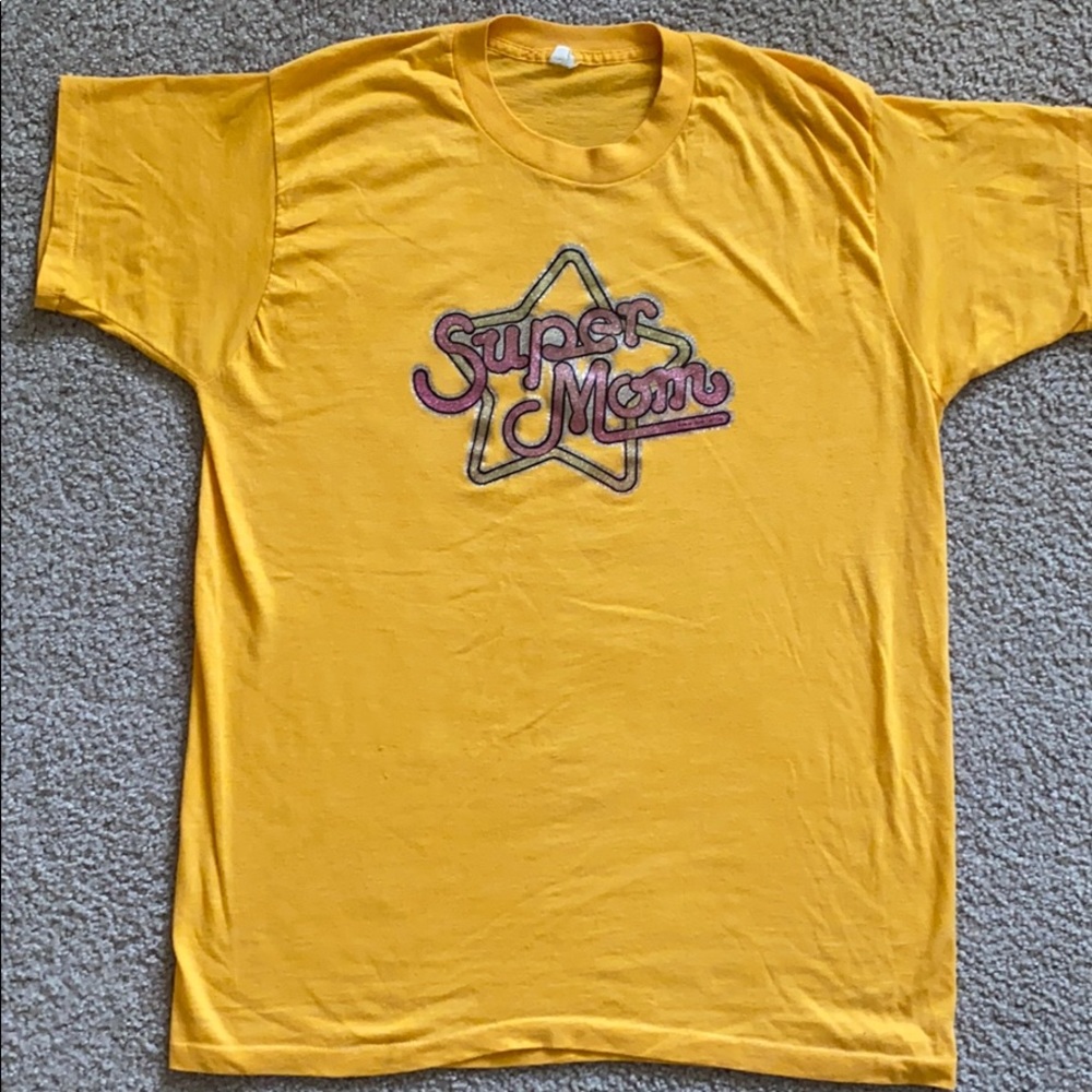 Vintage 80’s SUPER MOM T shirt Size L
